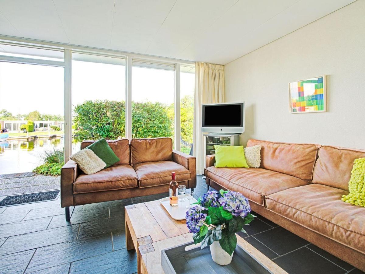 Waterfront Holiday Home With Jetty Boornzwaag over de Wielen エクステリア 写真