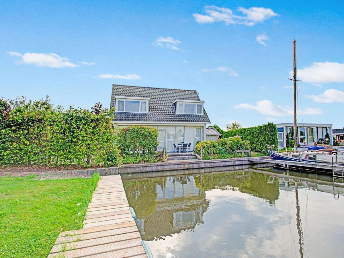 Waterfront Holiday Home With Jetty Boornzwaag over de Wielen エクステリア 写真